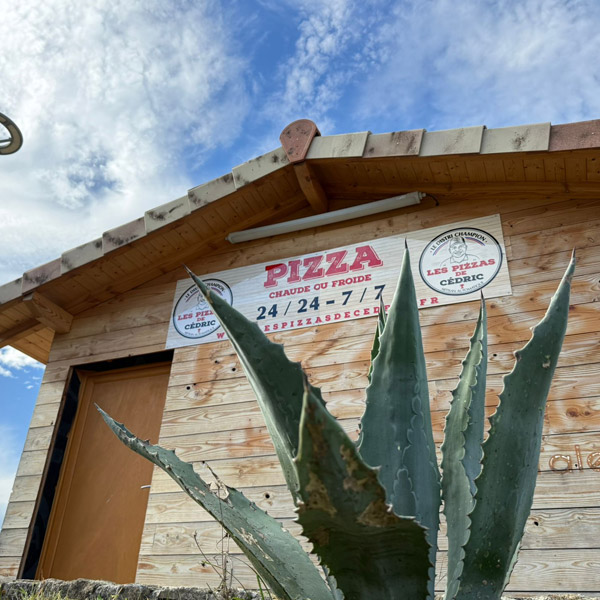 LES%20PIZZAS%20DE%20CÉDRIC